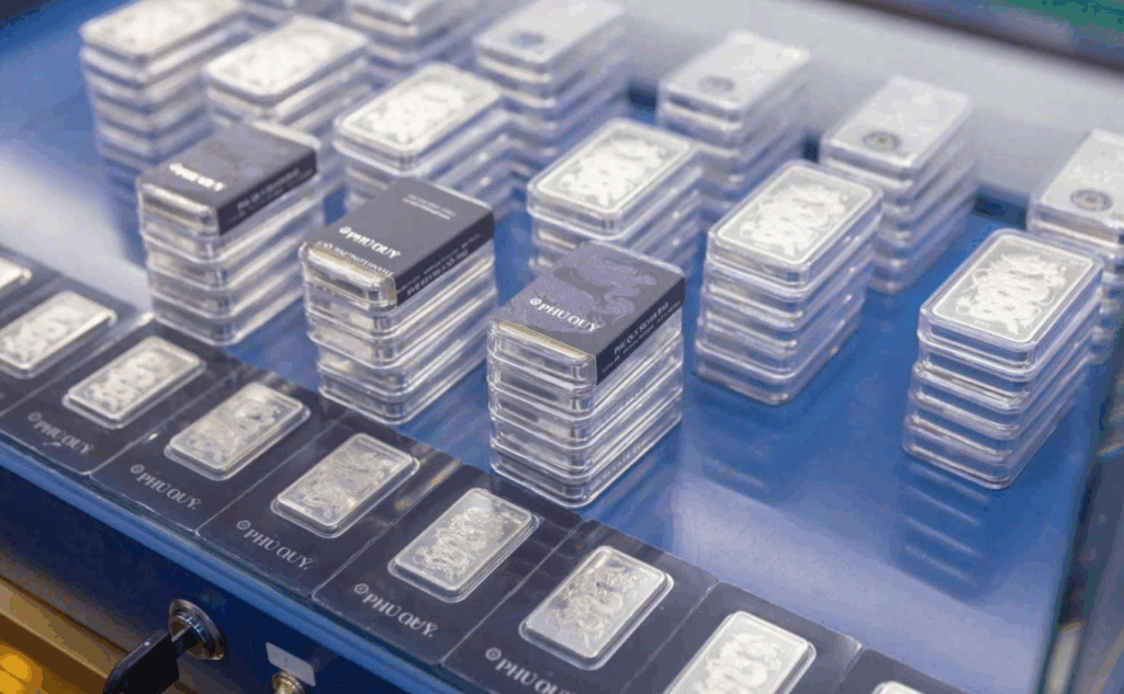 gia-bac-hom-nay-13-11-2025-bac-trong-nuoc-tang-manh-bac-phu-quy-vuot-21-trieu-dong-luong