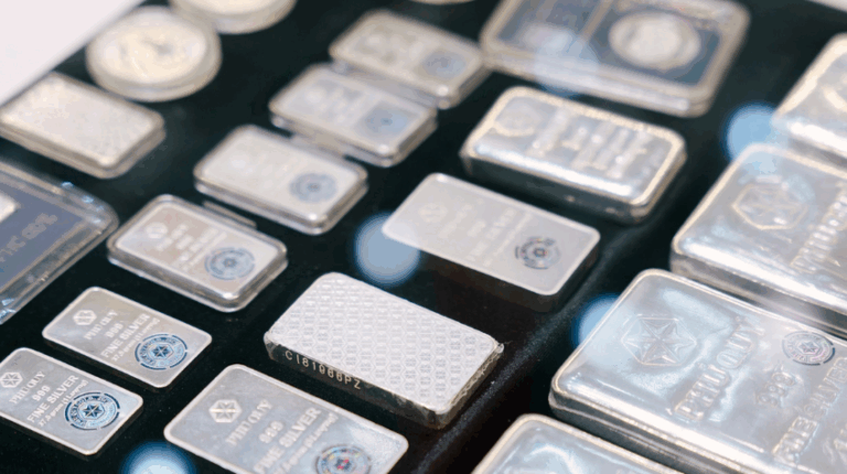 gia-bac-hom-nay-1-11-2025-bien-dong-manh-ngan-hang-the-gioi-du-bao-bat-ngo-ve-tuong-lai